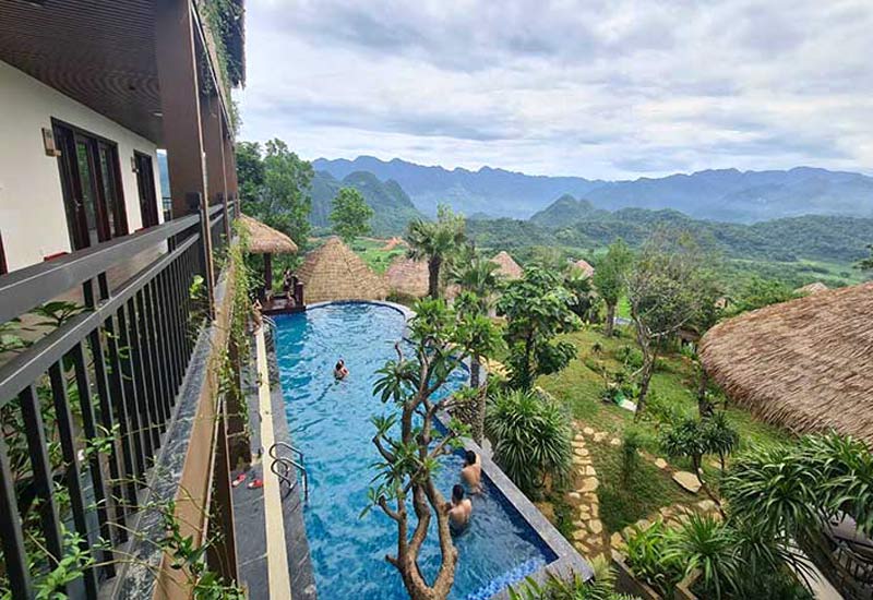Ebino Pù Luông Resort