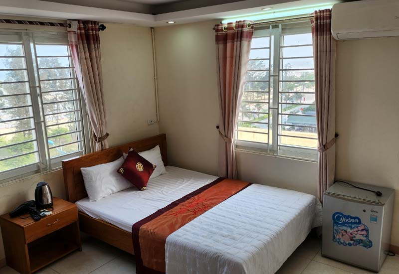 Phú Hồng 1 Hotel - Khách sạn bình dân tại Bãi Tắm C, Sầm Sơn, Thanh Hóa