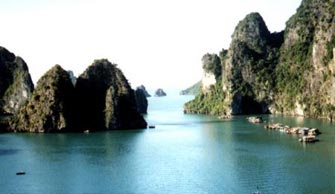 Campaign launched to promote Ha Long Bay as world’s natural wonder