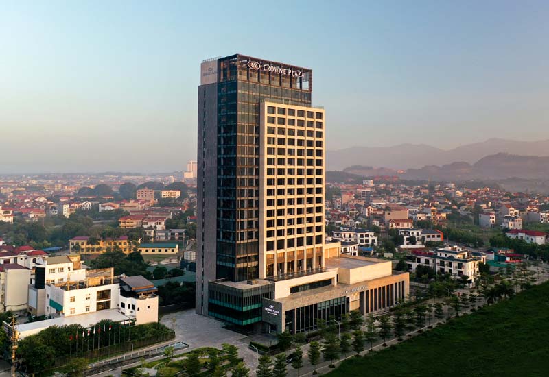 Crowne Plaza Vinh Yen City Centre - Best 5 star hotel in Vinh Yen city