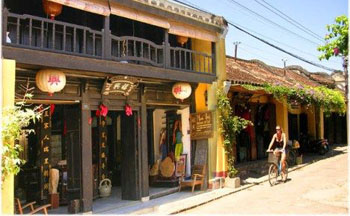 Highlight Tour in the Central of Vietnam 5Days/4Nights