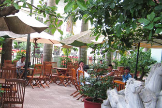Be Chau Giang Hotel
