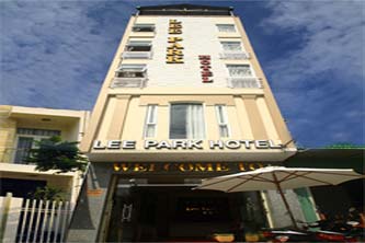 Lee Park Hotel