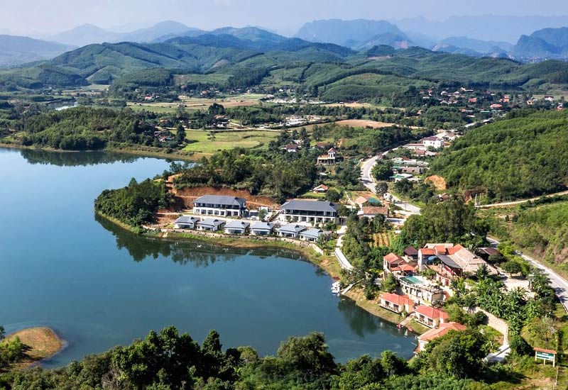 Phong Nha Lake House Resort - Best resort in Phong Nha Ke Bang