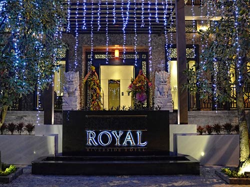 Royal Riverside Hotel