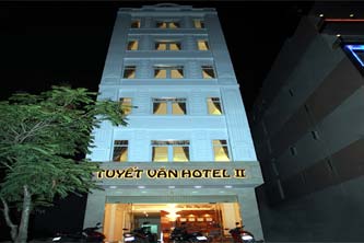 Tuyet Van II Hotel