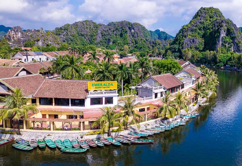 Emeralda Resort Tam Coc at Van Lam Village, Ninh Hai commune, Hoa Lu district, Ninh Binh province, Vietnam